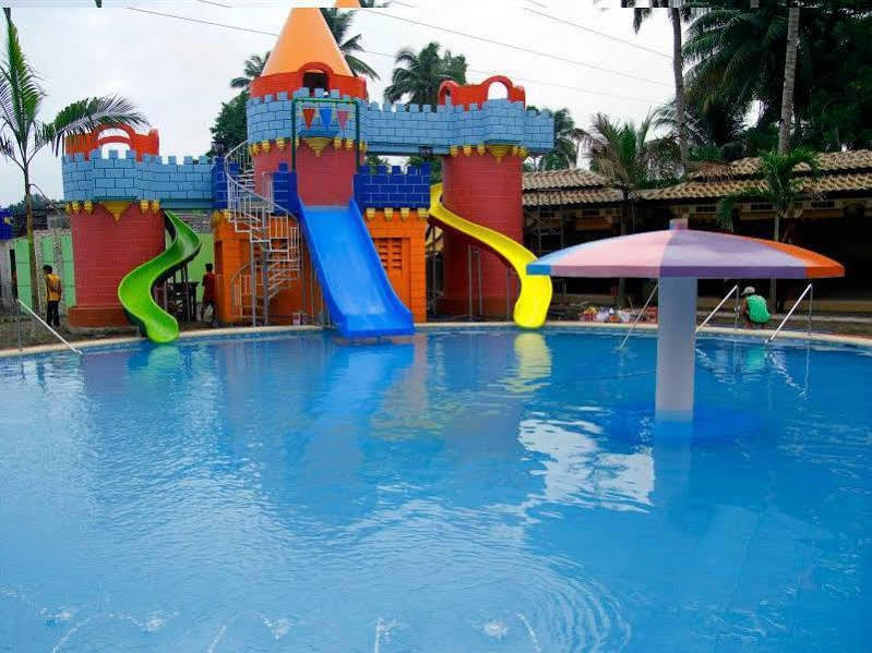 Golden Palace Hotel Tagum Εξωτερικό φωτογραφία